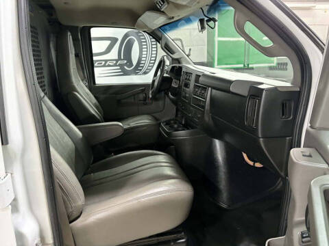 2017 GMC Savana 3500