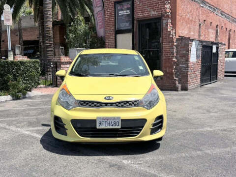 2016 Kia Rio 5-Door LX