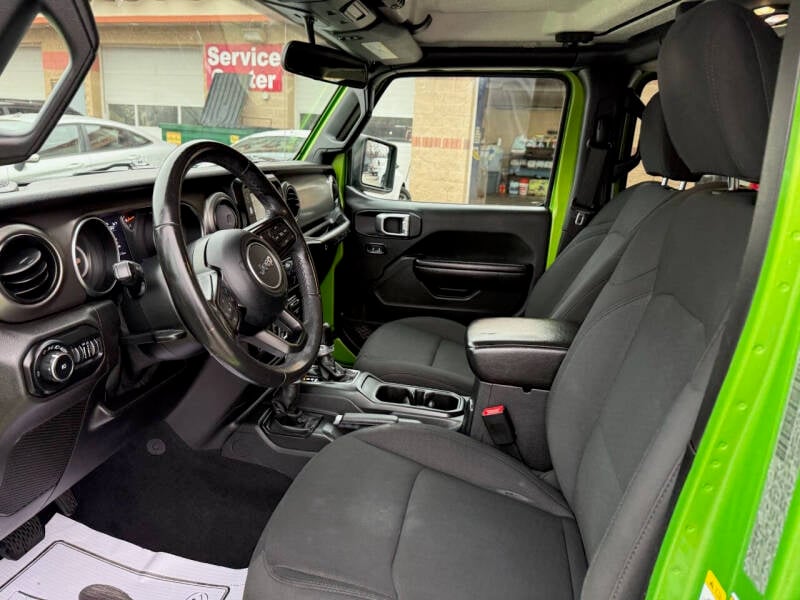 2019 Jeep Wrangler Unlimited Sport S photo 12