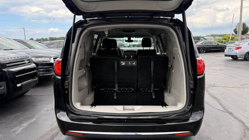 2018 Chrysler Pacifica Touring L