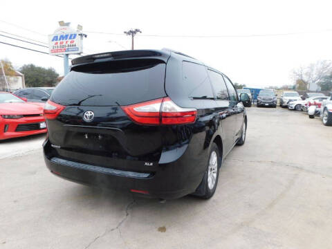 2015 Toyota Sienna