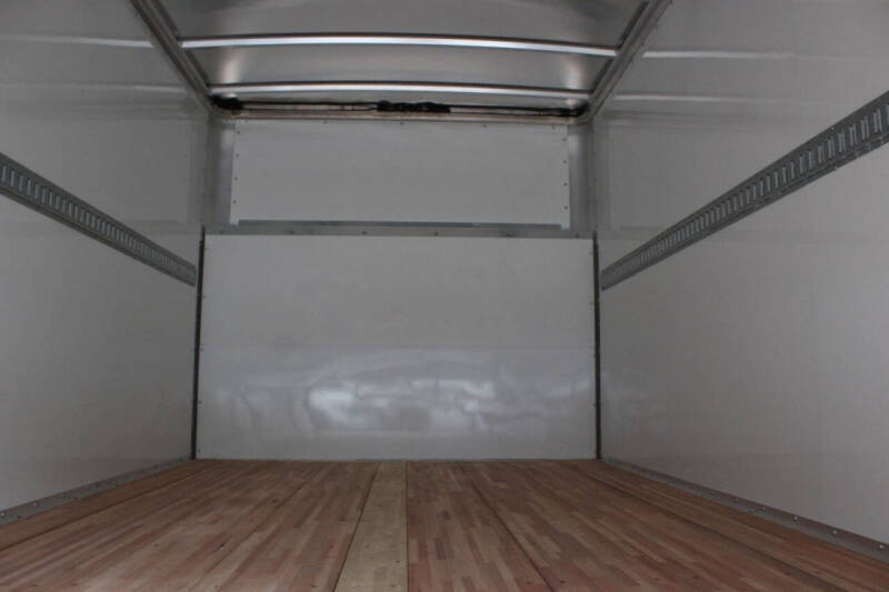 2025 Chevrolet Express 3500