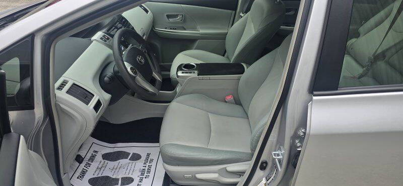 2012 Toyota Prius v