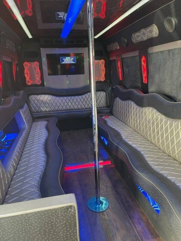 2010 Ford E-450 for sale at American Limousine Sales in Lynwood CA