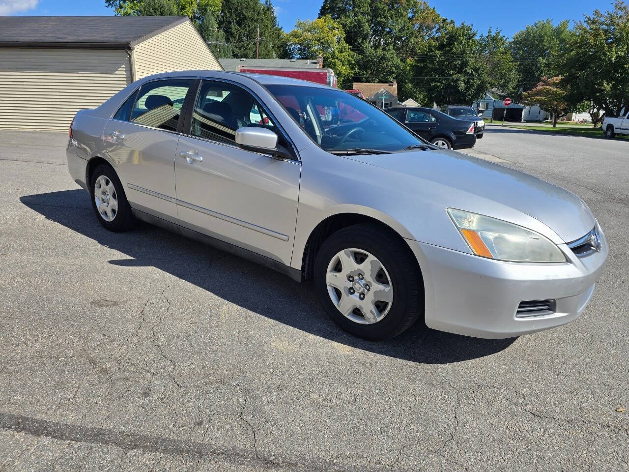 2007 Honda Accord for sale at QUEENSGATE AUTO SALES in York, PA