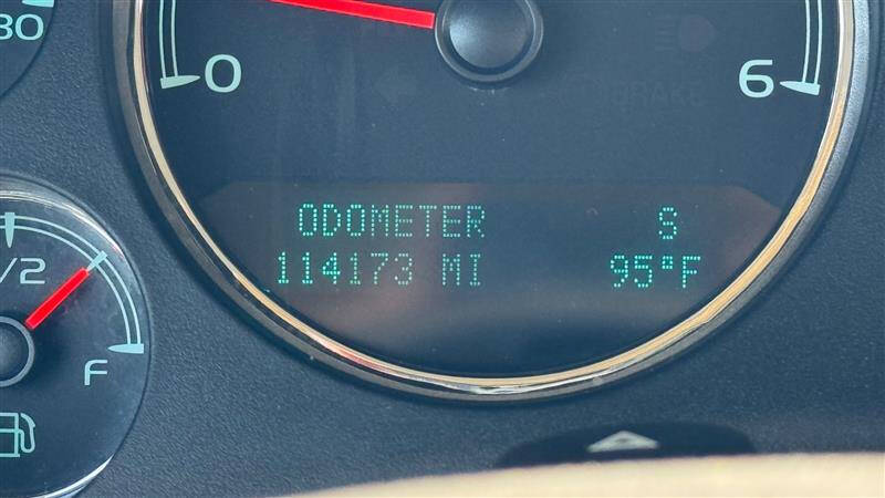 2011 Chevrolet Suburban LS