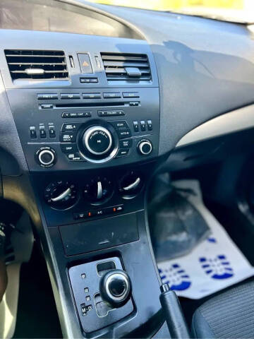 2013 Mazda MAZDA3 i Sport