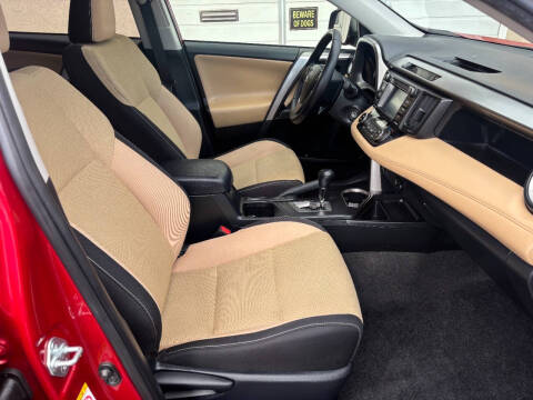 2017 Toyota RAV4 XLE