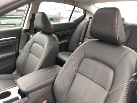 2025 Nissan Altima 2.5 SR