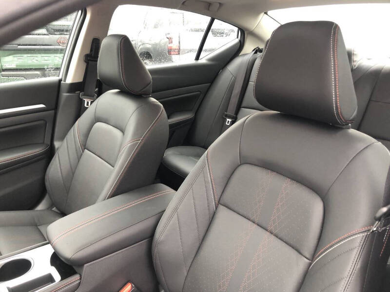 2025 Nissan Altima 2.5 SR