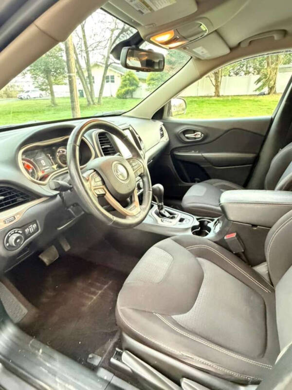 2017 Jeep Cherokee Latitude