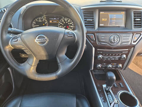 2014 Nissan Pathfinder SL