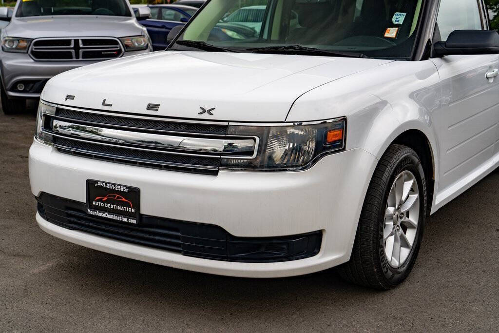 2014 Ford Flex for sale at Auto Destination in Puyallup, WA