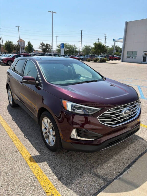 2020 Ford Edge Titanium