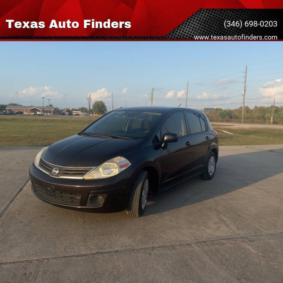 2011 Nissan Versa 1.8 S 4dr Hatchback 4A's photo