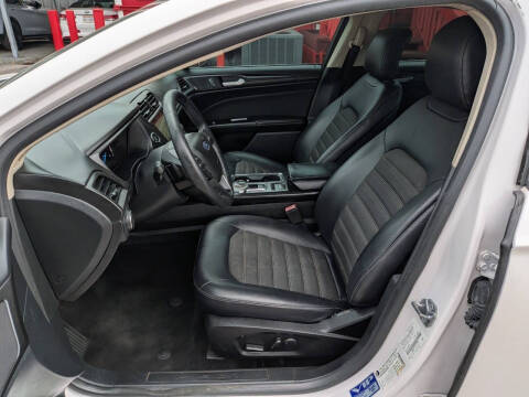 2018 Ford Fusion SE