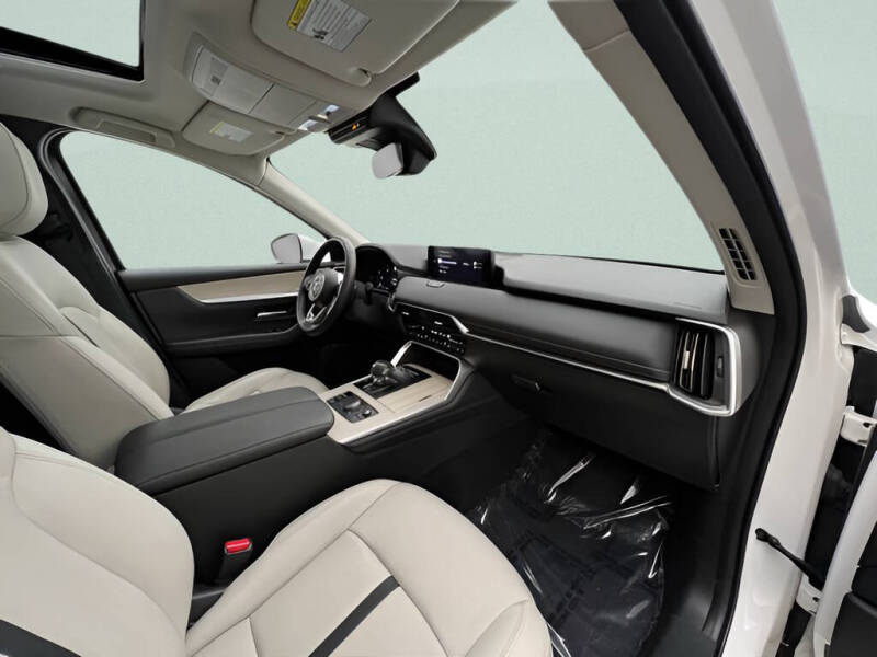 2024 Mazda CX-90 Plug-in Hybrid Preferred