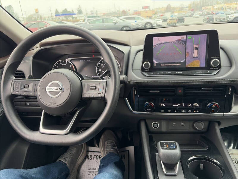 2021 Nissan Rogue SV