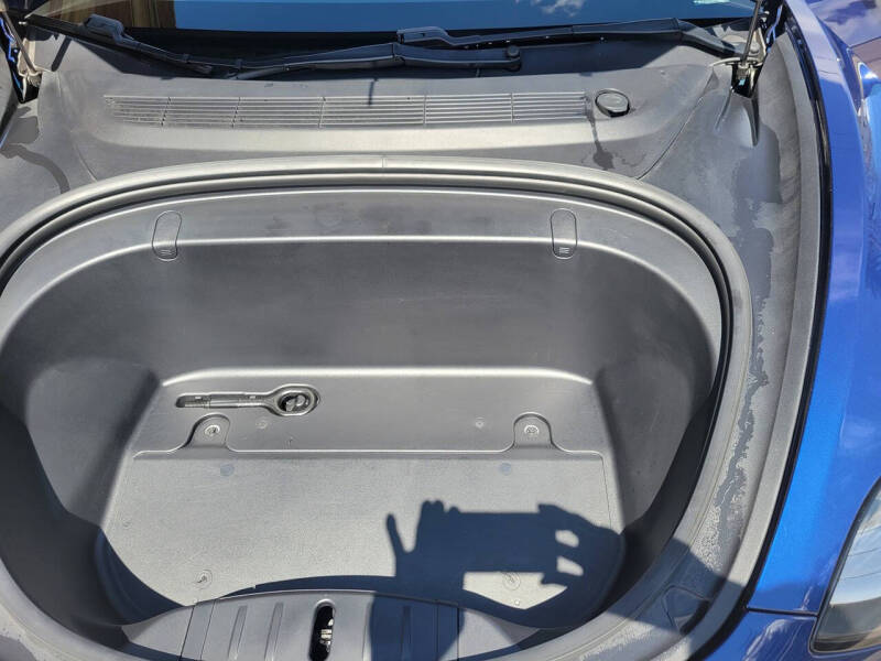 2019 Tesla Model 3 Standard Range Plus