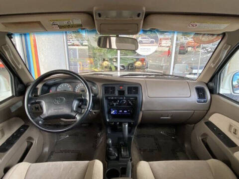 2000 Toyota 4Runner SR5