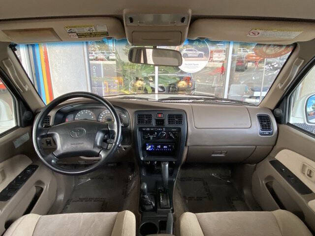 2000 Toyota 4Runner SR5