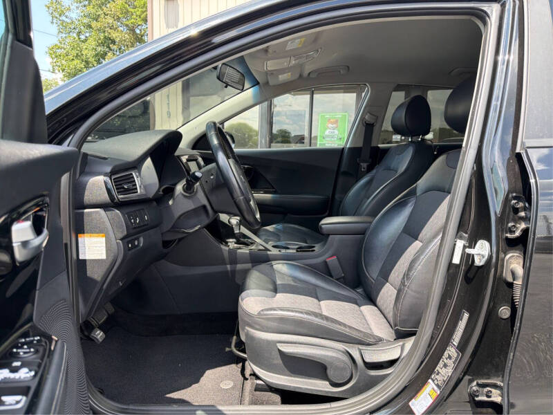 2017 Kia Niro EX