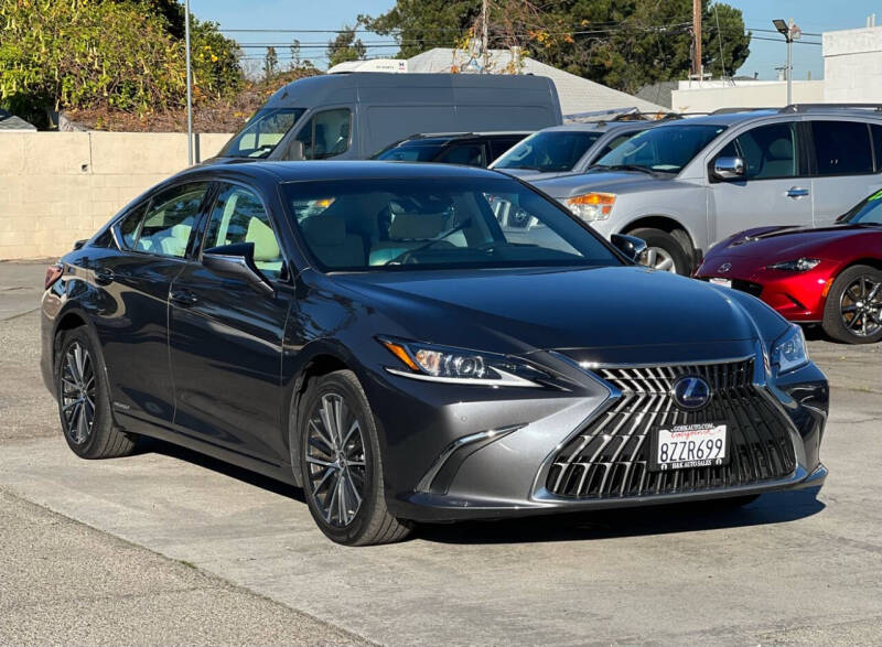 2022 Lexus ES 300h for sale at H & K Auto Sales in San Jose CA