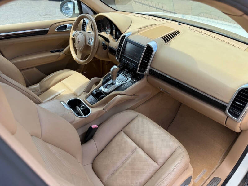 2011 Porsche Cayenne S