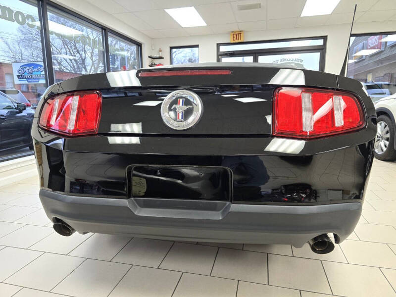 2012 Ford Mustang V6