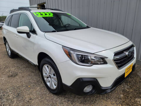 2019 Subaru Outback for sale at Eagle Motors - La Crescent in La Crescent MN