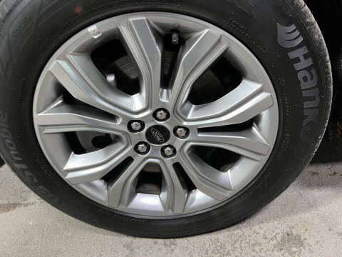 2024 Ford Edge Titanium