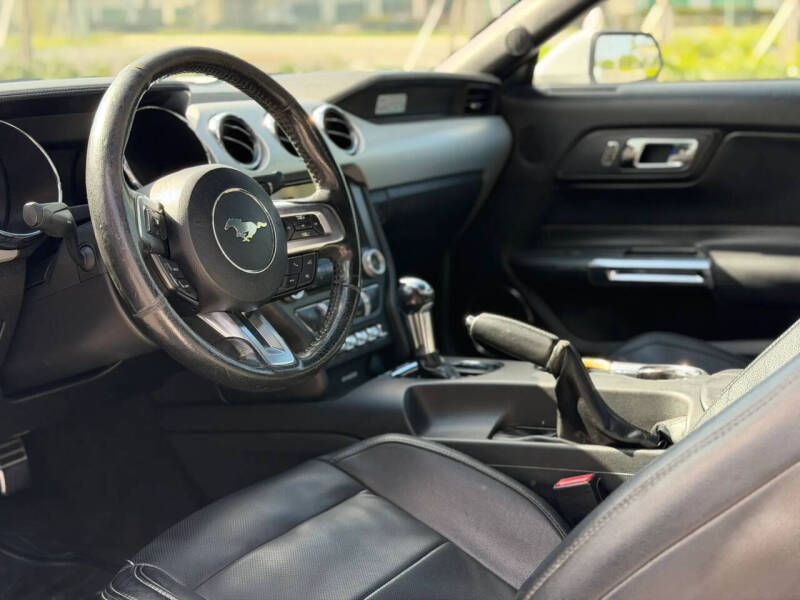 2016 Ford Mustang EcoBoost Premium