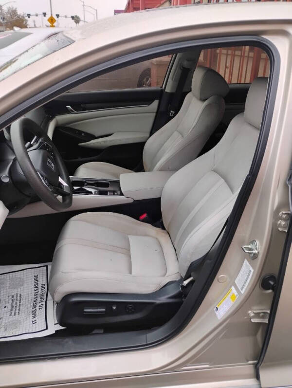 2018 Honda Accord EX