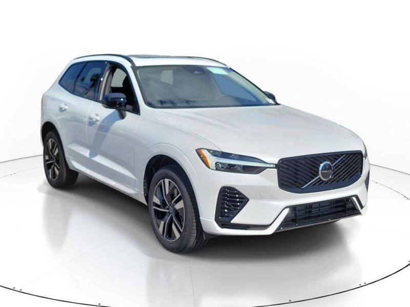 2026 Volvo XC60 T8 Core