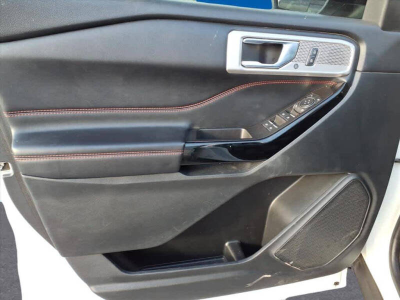 2022 Ford Explorer ST-Line