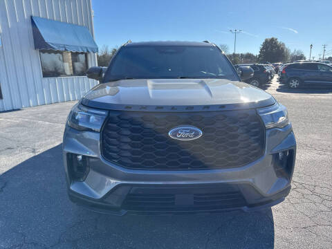 2025 Ford Explorer ST-Line