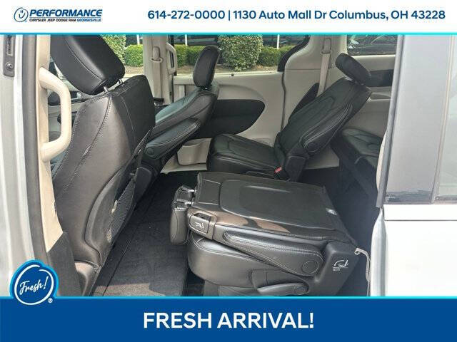2024 Chrysler Pacifica Touring L