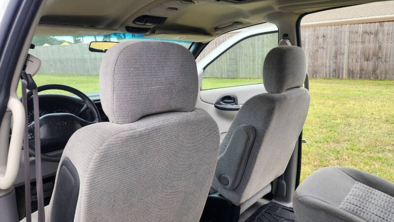 2004 Chevrolet Venture LT Entertainer