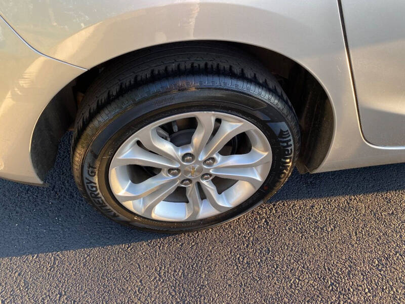 2019 Chevrolet Cruze LS