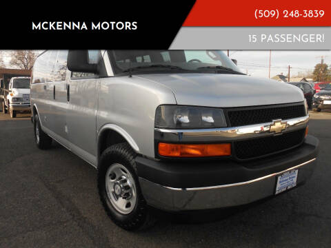 2017 Chevrolet Express LT 3500