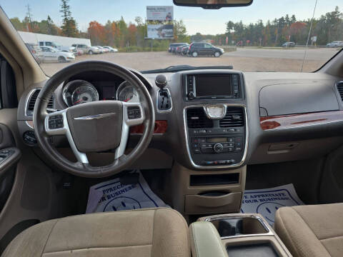 2014 Chrysler Town and Country Touring