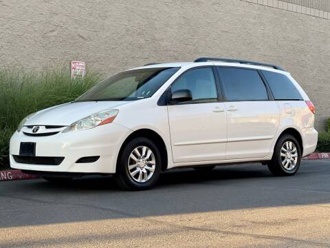 2006 Toyota Sienna for sale at Overland Automotive in Hillsboro OR