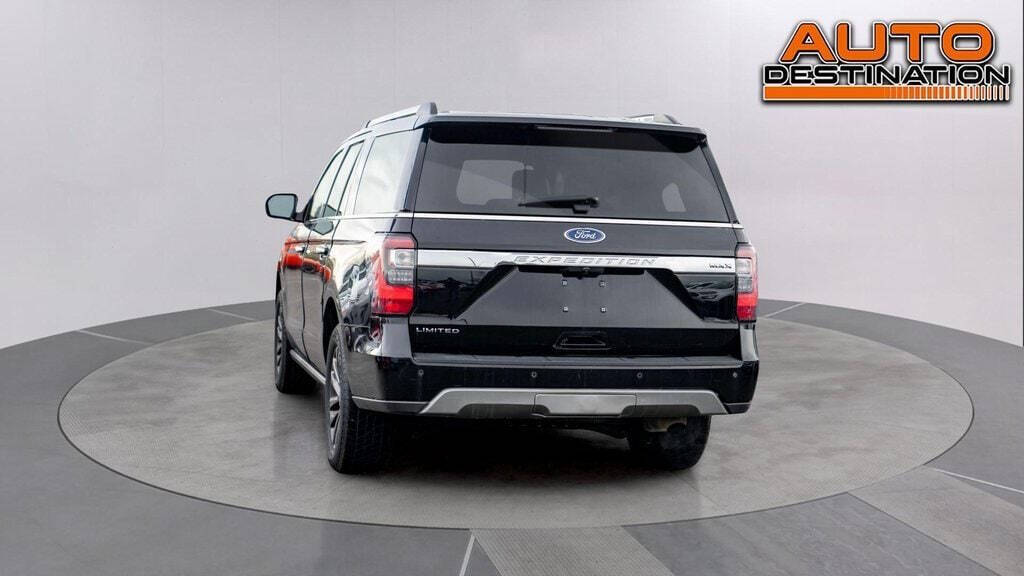 2021 Ford Expedition MAX for sale at Auto Destination in Puyallup, WA