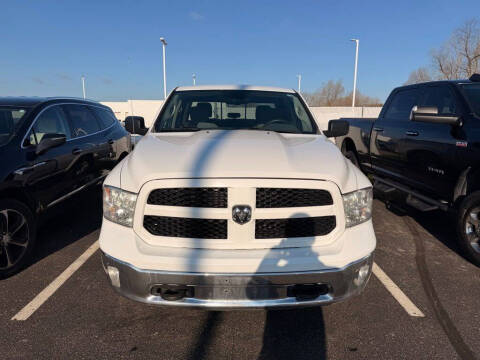 2017 RAM 1500 SLT