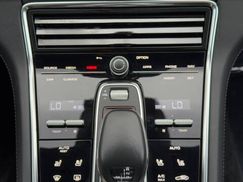 2022 Porsche Panamera 4S E-Hybrid