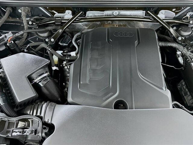 2025 Audi Q5 quattro Premium Plus TFSI