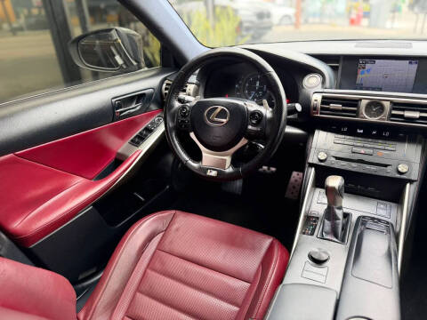 2016 Lexus IS 200t