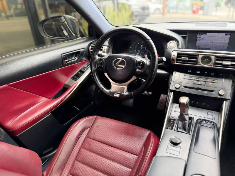2016 Lexus IS 200t