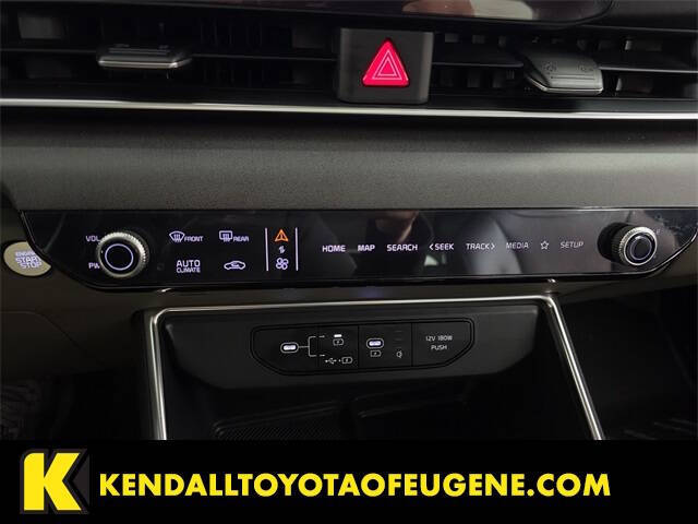 2025 Kia Carnival SX