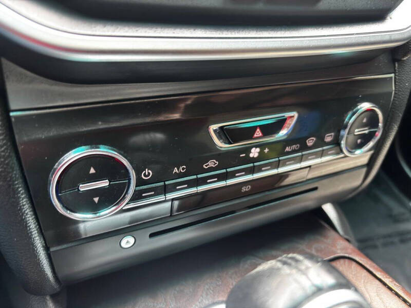 2014 Maserati Ghibli